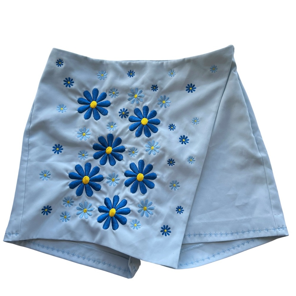 UPCYCLED Daisy Embroidery Express Blue Shorts (Skort)